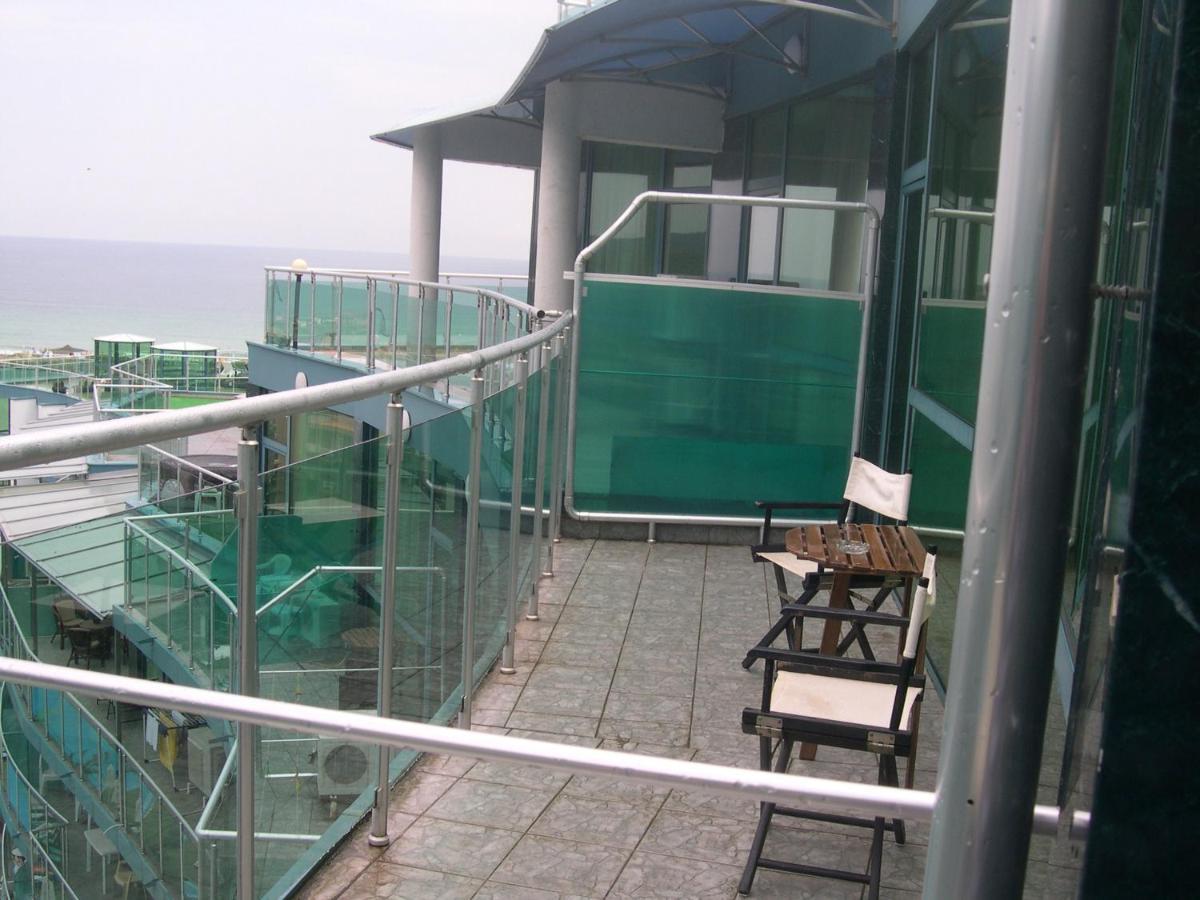 Apartamento 802, Spacy Apm With Sea View. Primorsko Exterior foto