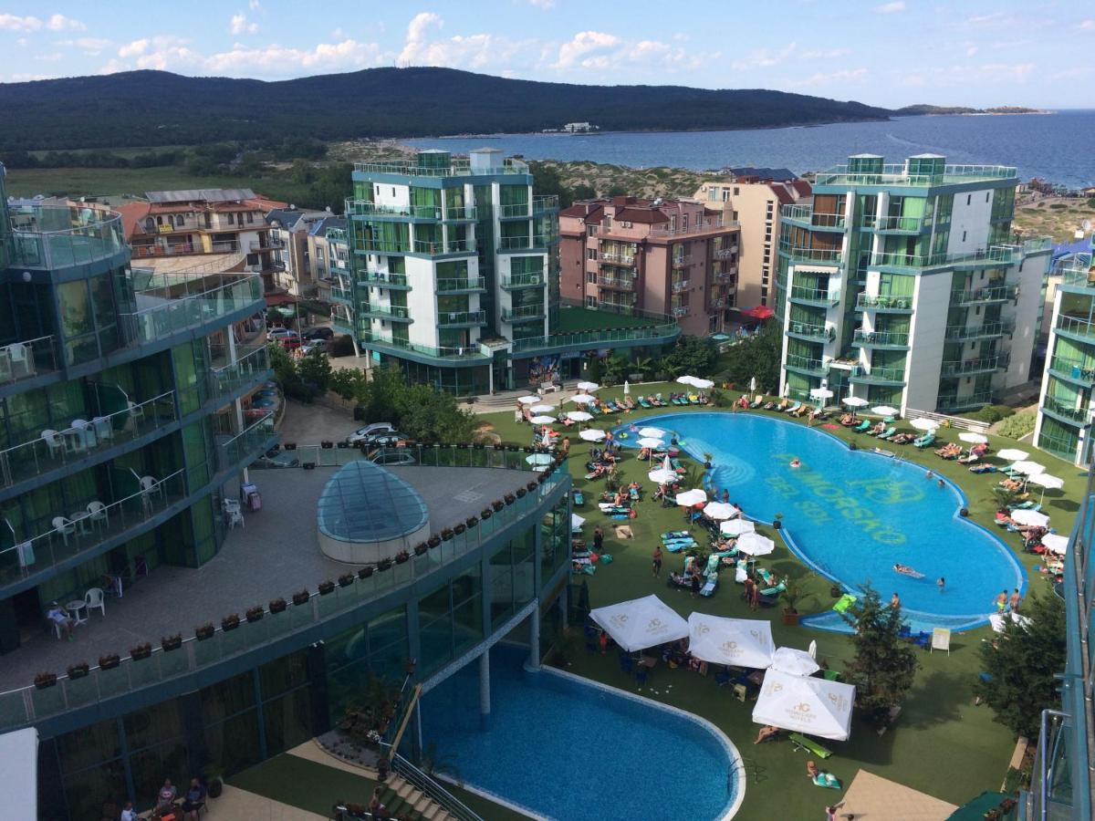 Apartamento 802, Spacy Apm With Sea View. Primorsko Exterior foto