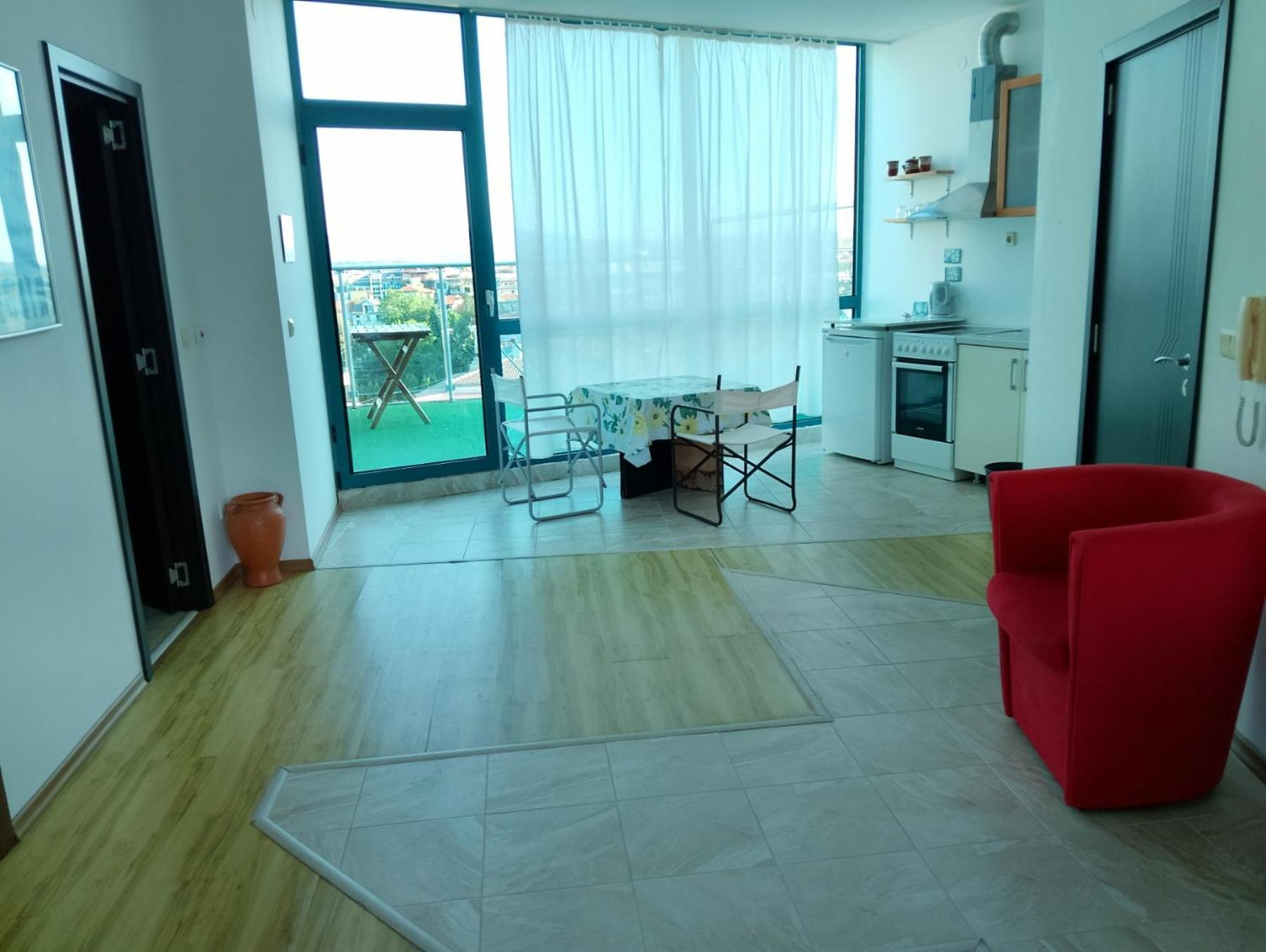 Apartamento 802, Spacy Apm With Sea View. Primorsko Exterior foto